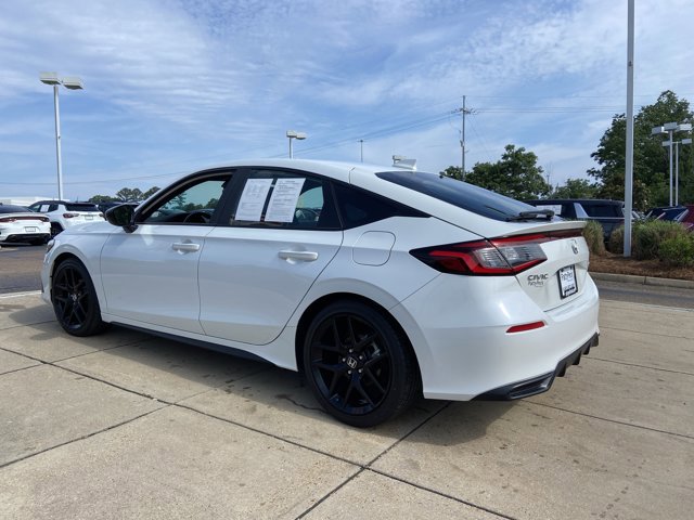 Used 2023 Honda Civic Sport image 8