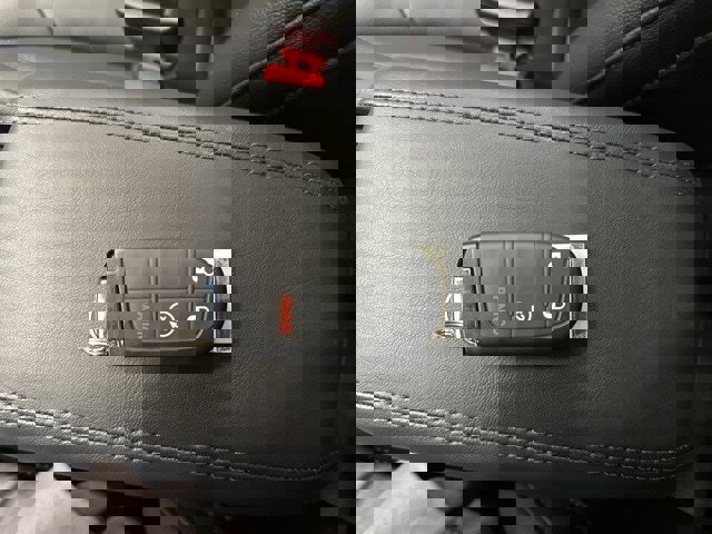 New 2025 Jeep Compass Limited w/ Sun & Sound Group image 25