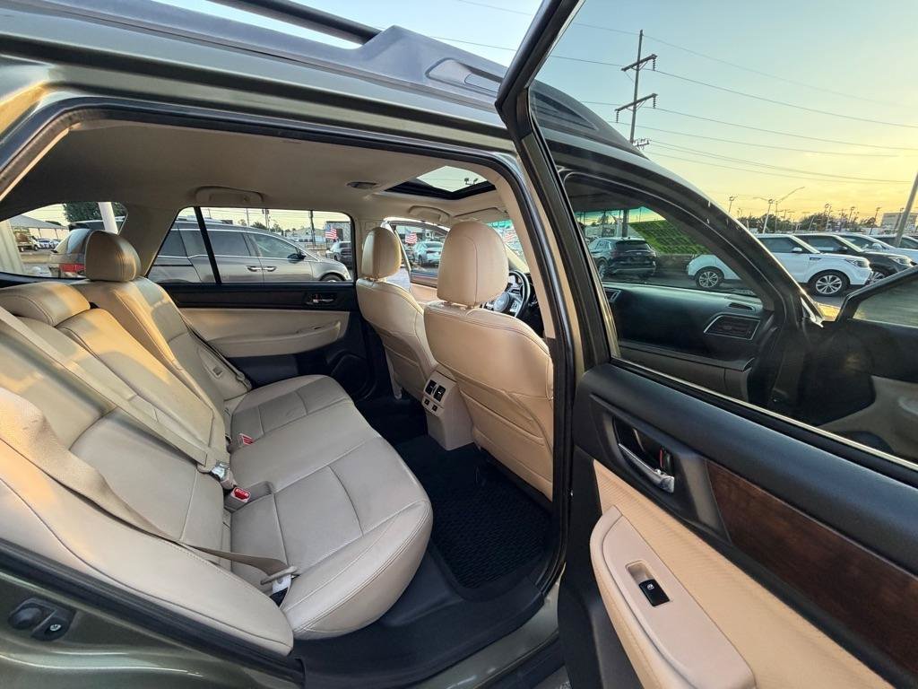 Used 2015 Subaru Outback 2.5i Limited AWD/4WD image 14