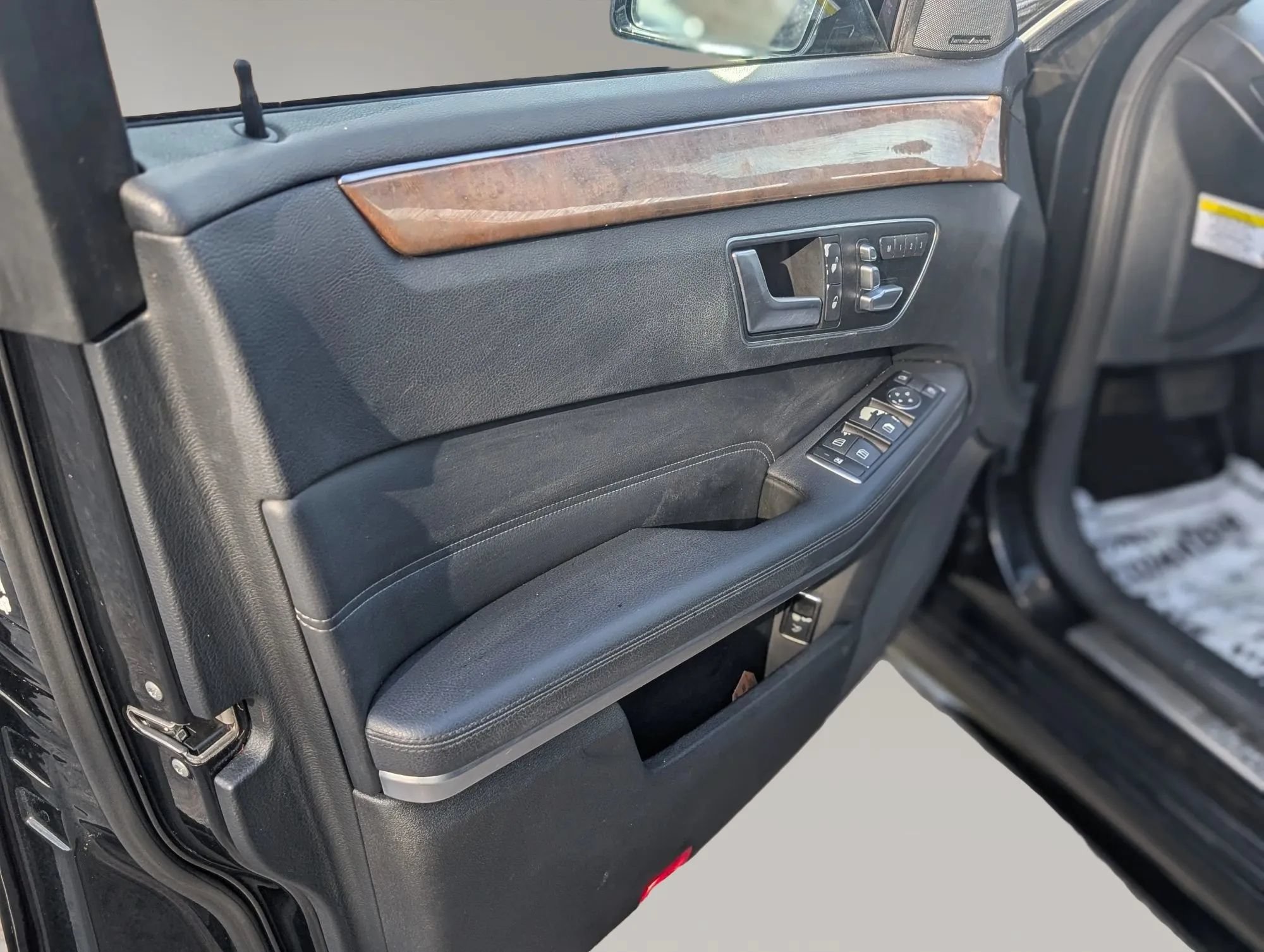 Used 2014 Mercedes-Benz E 350 Sedan image 21