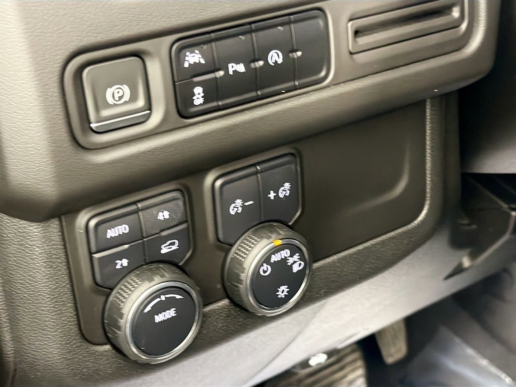 Used 2023 Chevrolet Tahoe LT image 10