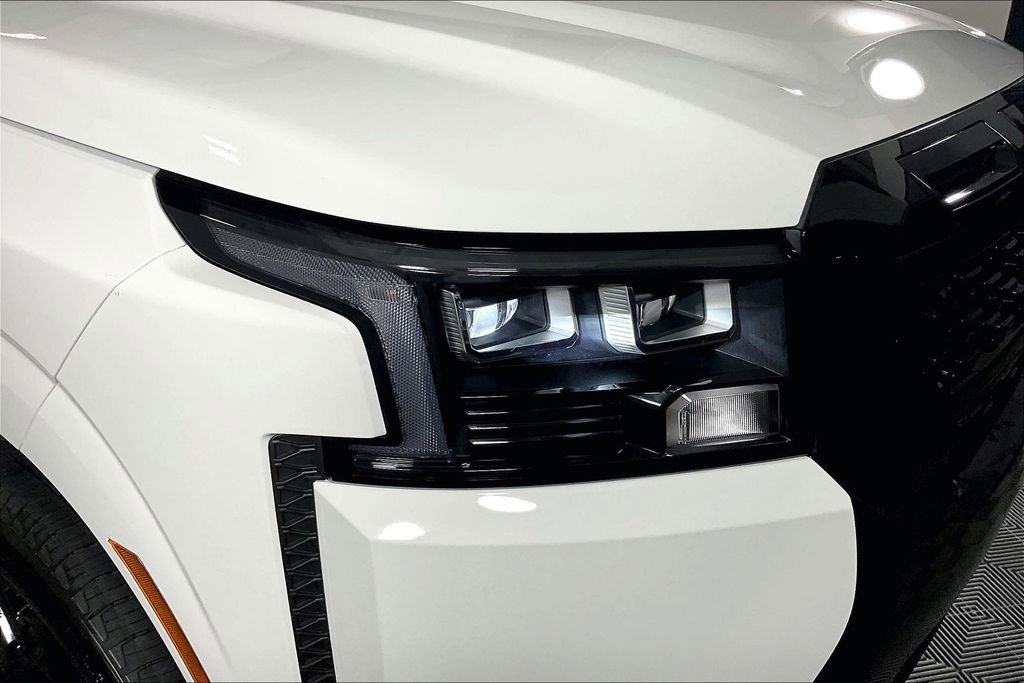 New 2026 Nissan Frontier SV w/ All-Weather Content Package image 33