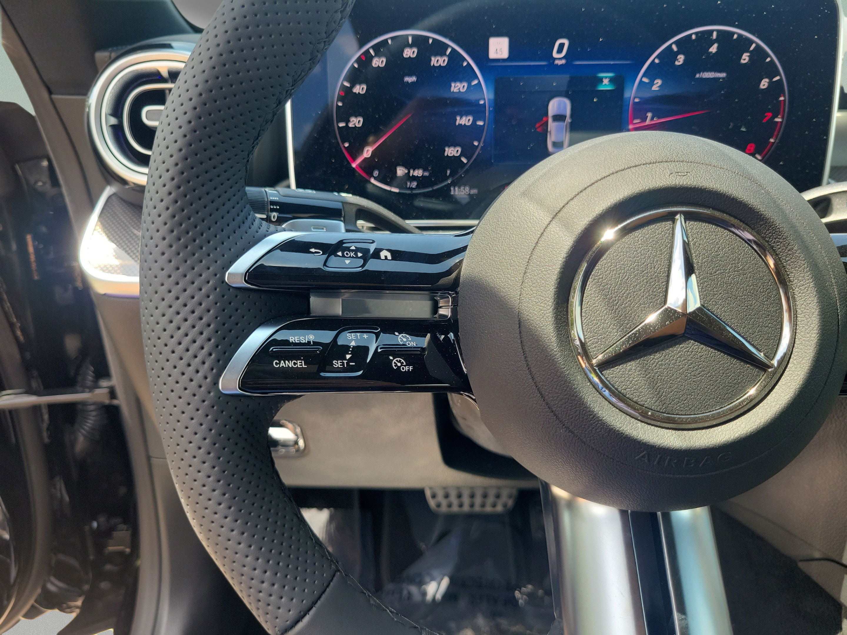 New 2026 Mercedes-Benz CLE 300 4MATIC Coupe image 21