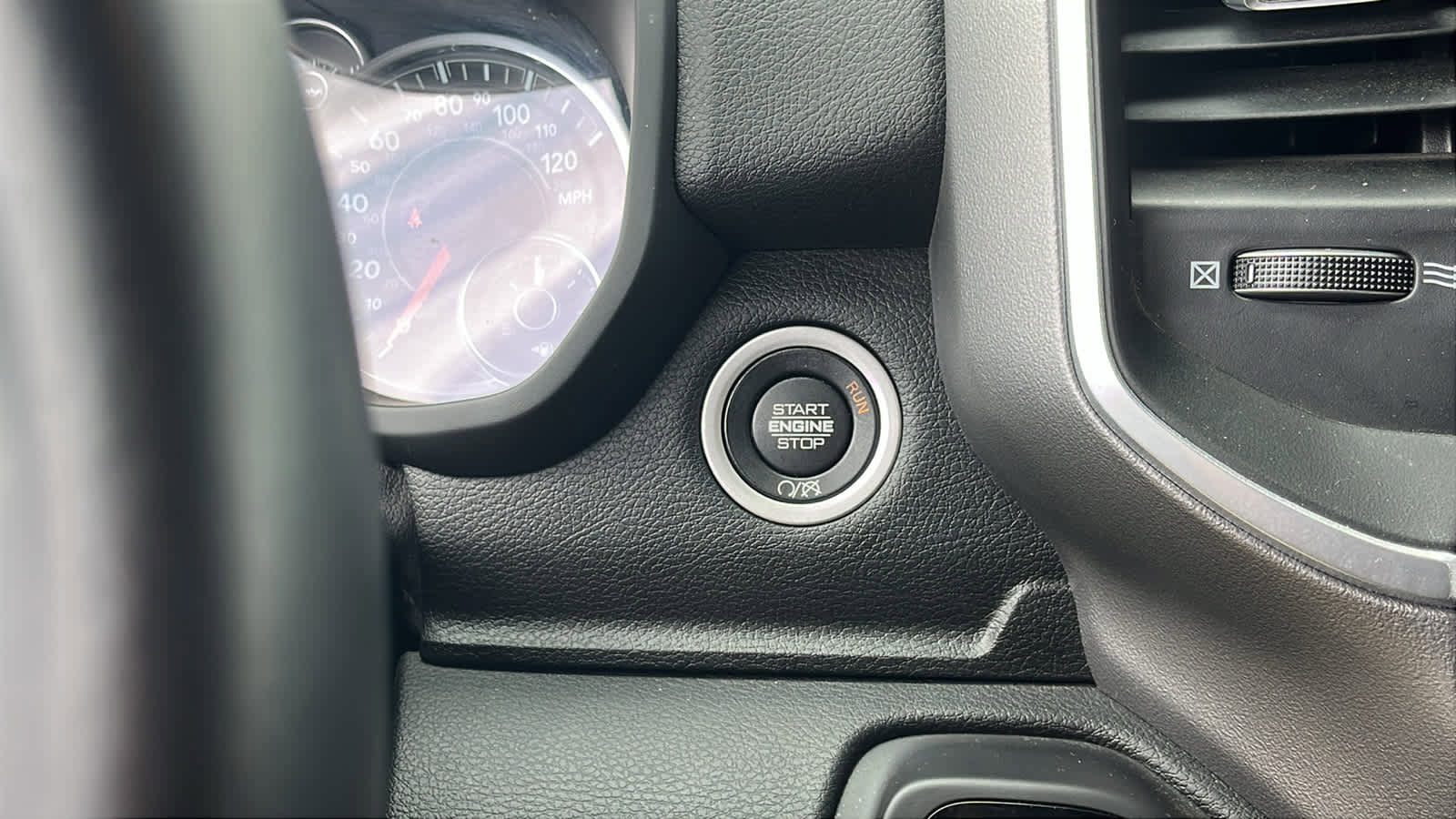 Certified 2024 RAM 2500 Big Horn w/ Sport Appearance Package image 22