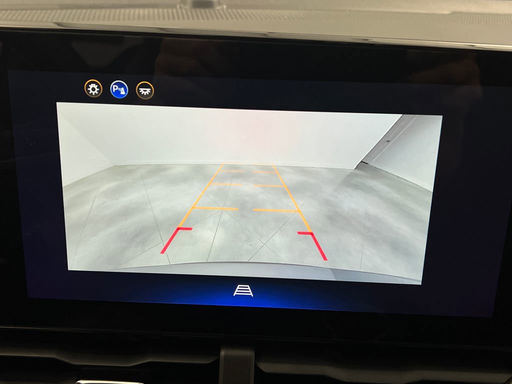 Used 2026 Chevrolet Equinox LT FWD image 54