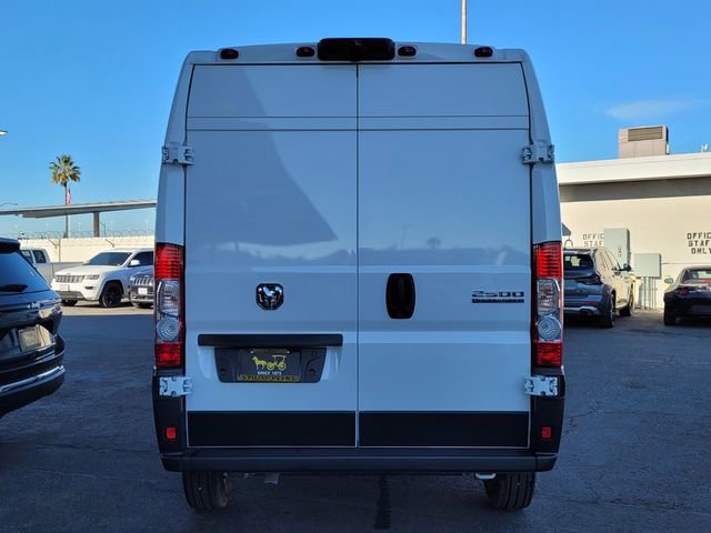 Used 2025 RAM ProMaster 2500 w/ Convenience Group image 5