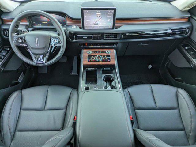 New 2024 Lincoln Aviator Reserve AWD/4WD image 11