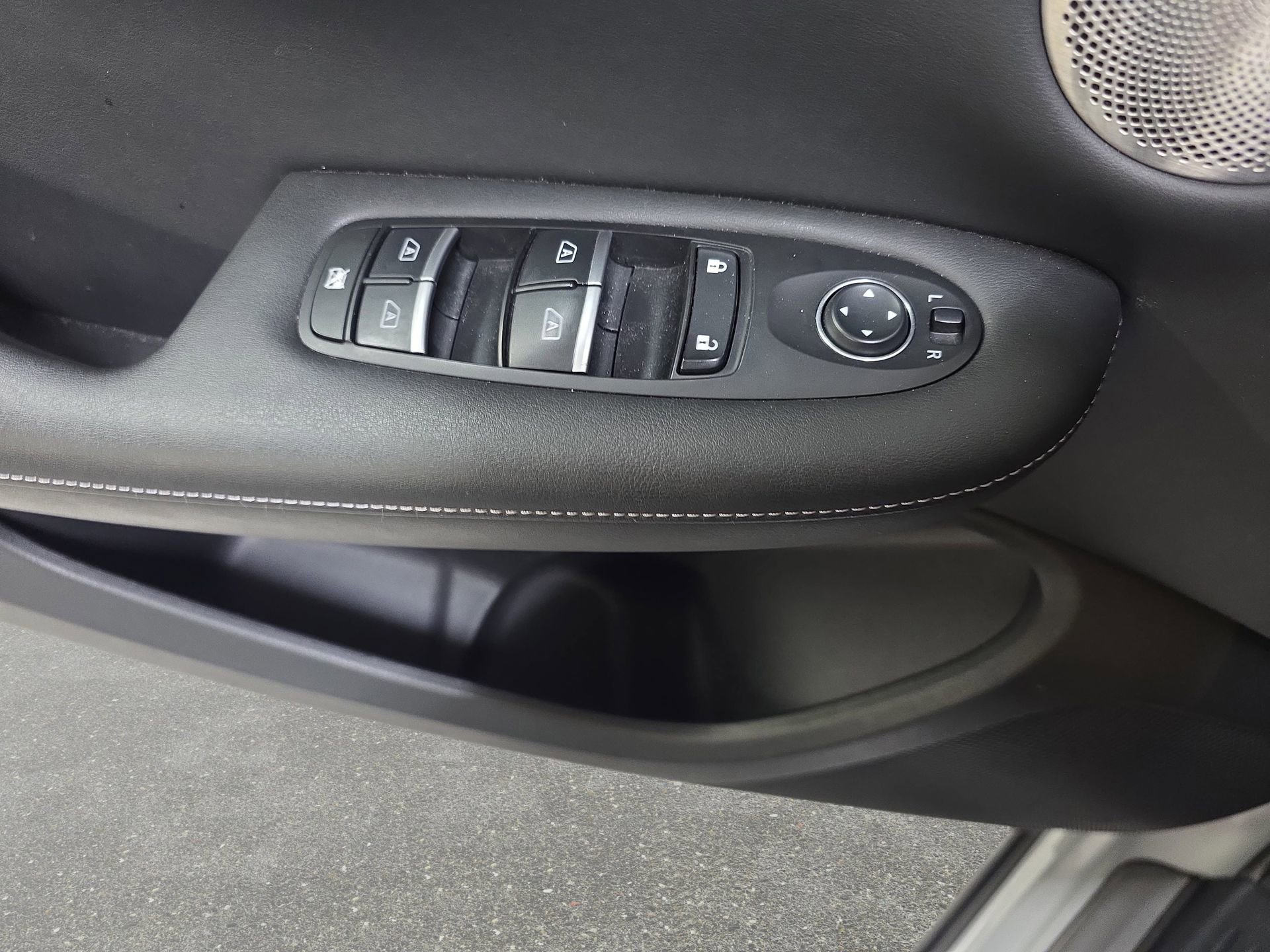 Used 2022 INFINITI QX55 Sensory w/ Lighting Package AWD/4WD image 27