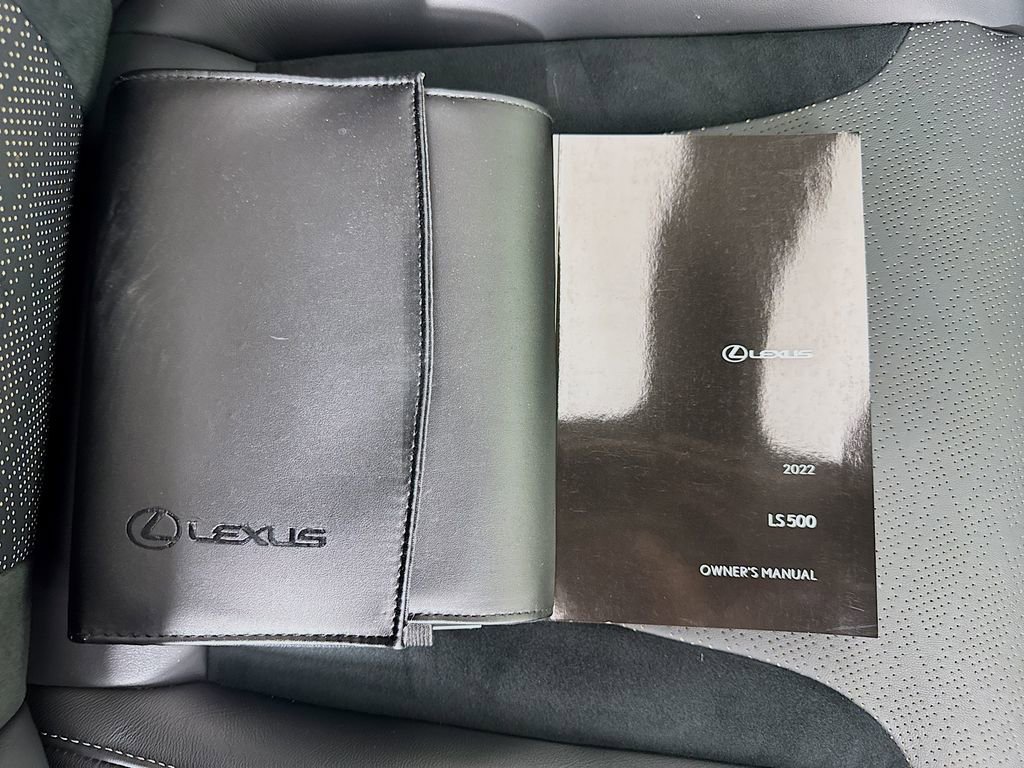 Used 2022 Lexus LS 500 F Sport w/ Accessory Package (Z1) image 43
