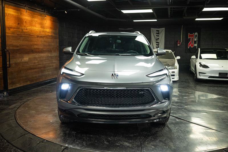 Used 2024 Buick Encore GX Sport Touring image 4