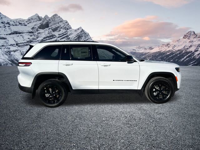 New 2026 Jeep Grand Cherokee Altitude image 6