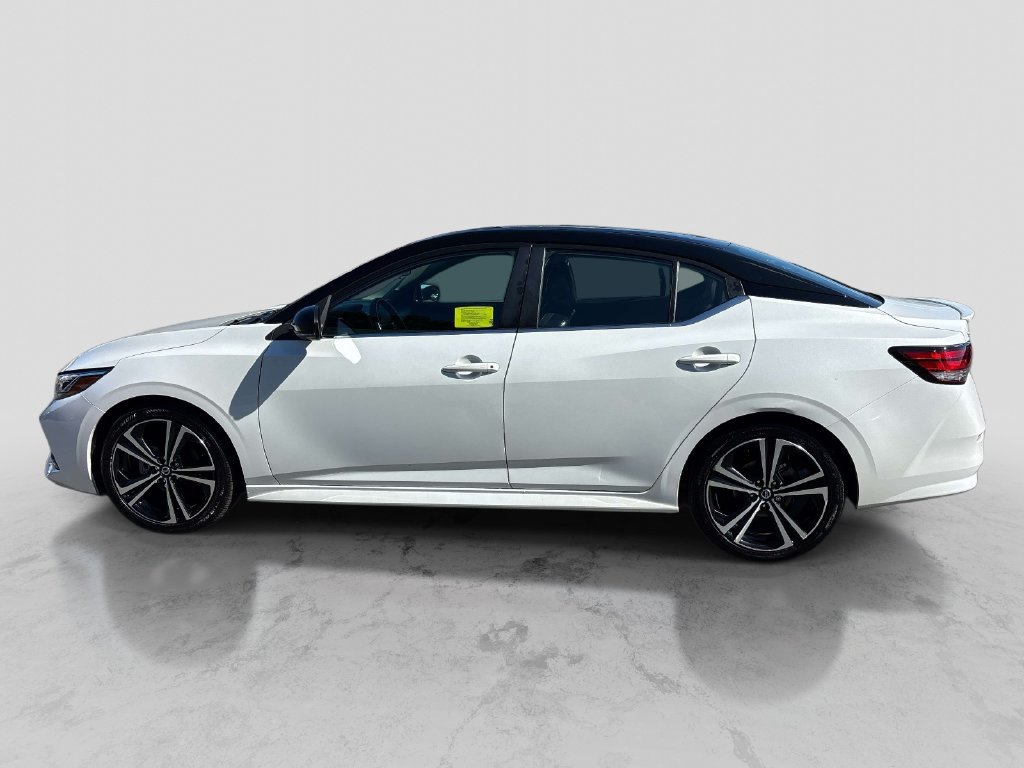 Used 2023 Nissan Sentra SR w/ SR Premium Package FWD image 2