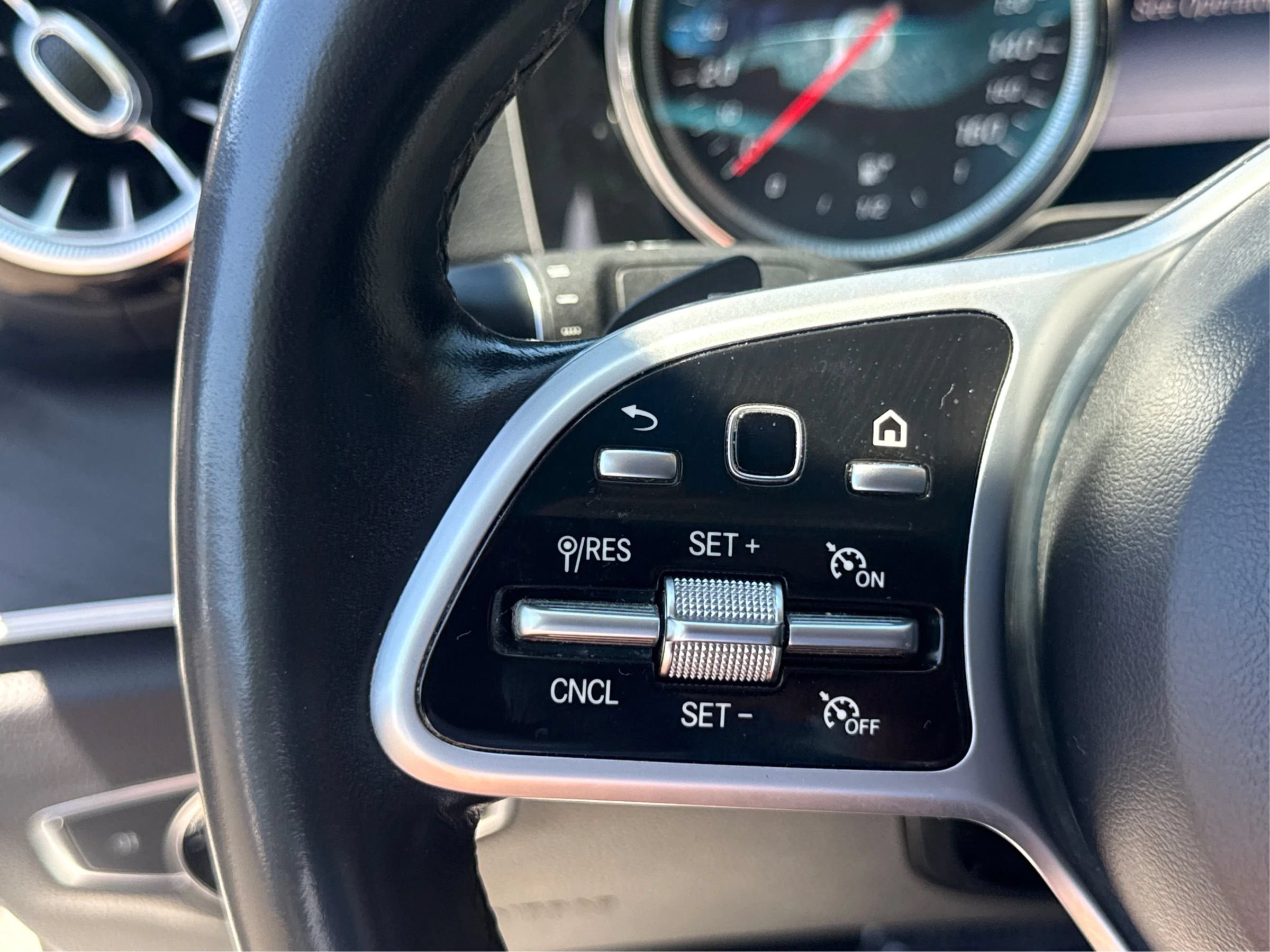 Used 2019 Mercedes-Benz E 450 Coupe image 34