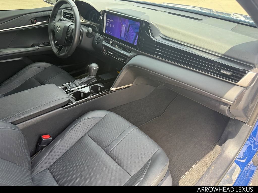 Used 2025 Toyota Camry XSE FWD image 30