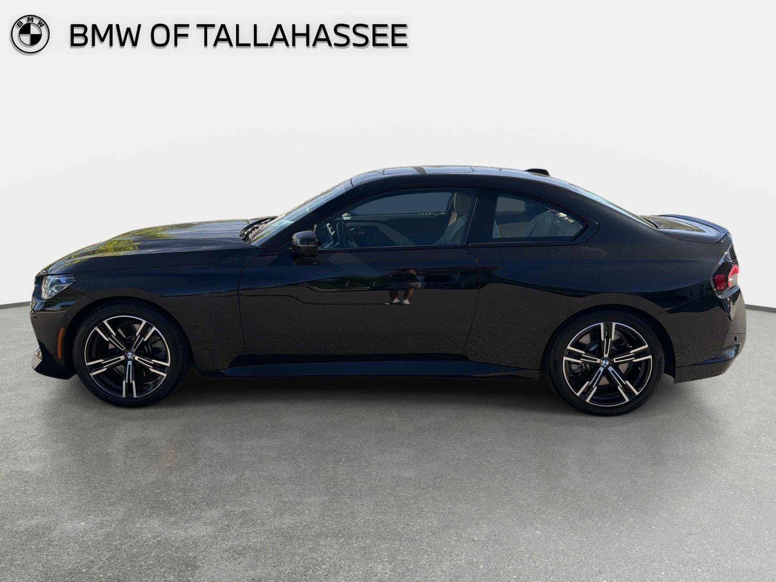 Used 2025 BMW 230i Coupe w/ M Sport Package RWD image 8