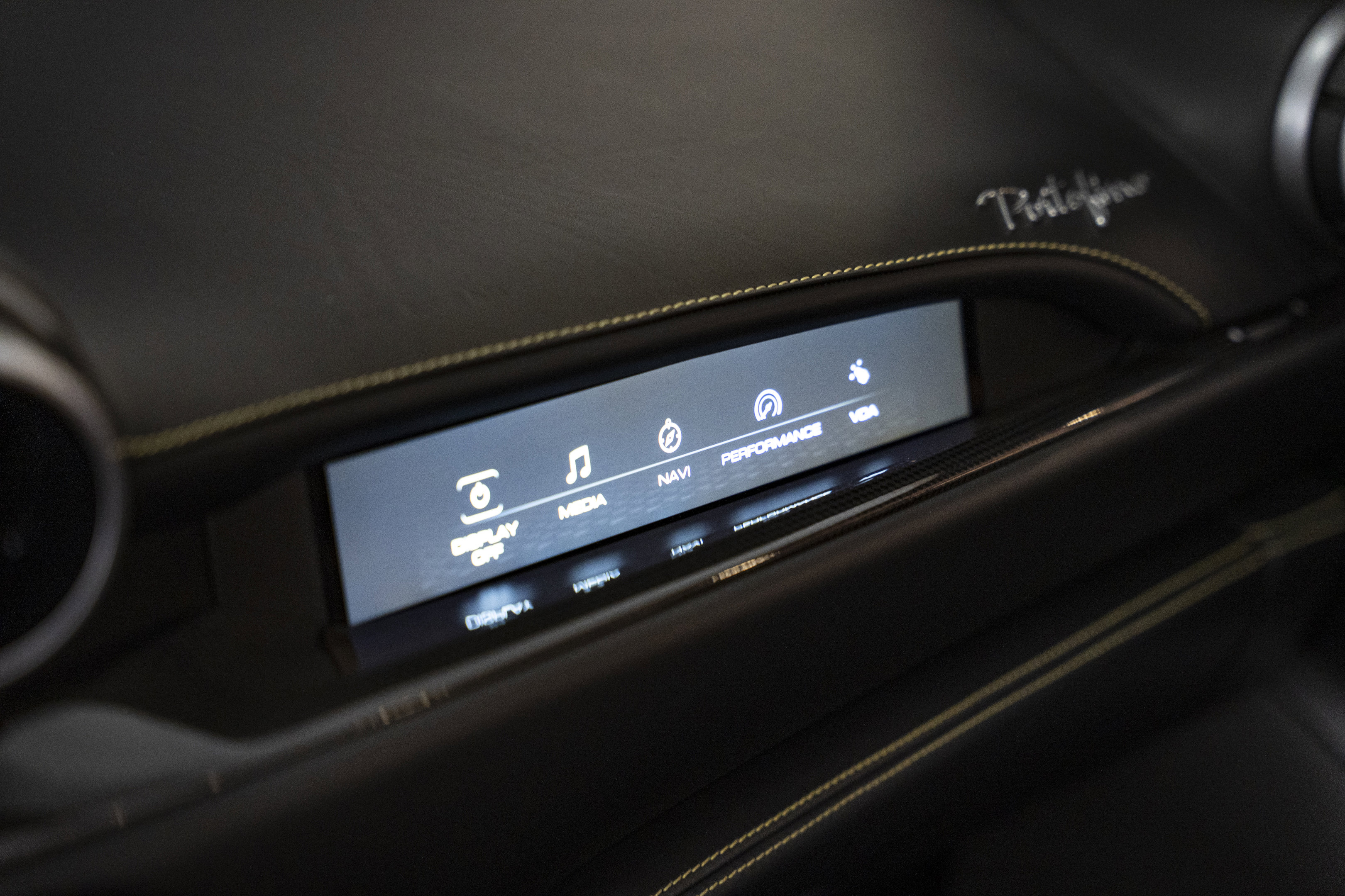 Certified 2019 Ferrari Portofino image 46