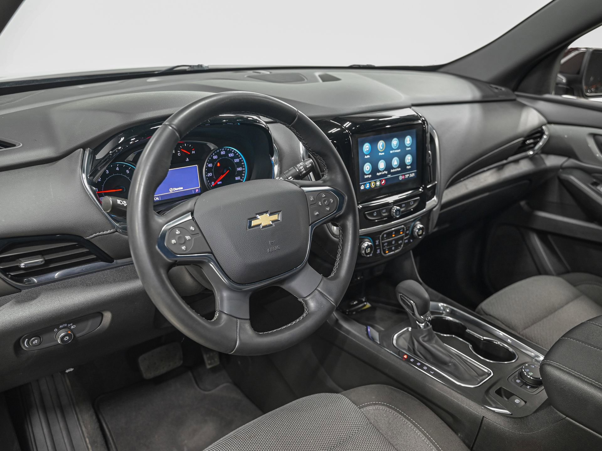 Used 2023 Chevrolet Traverse LT AWD/4WD image 15