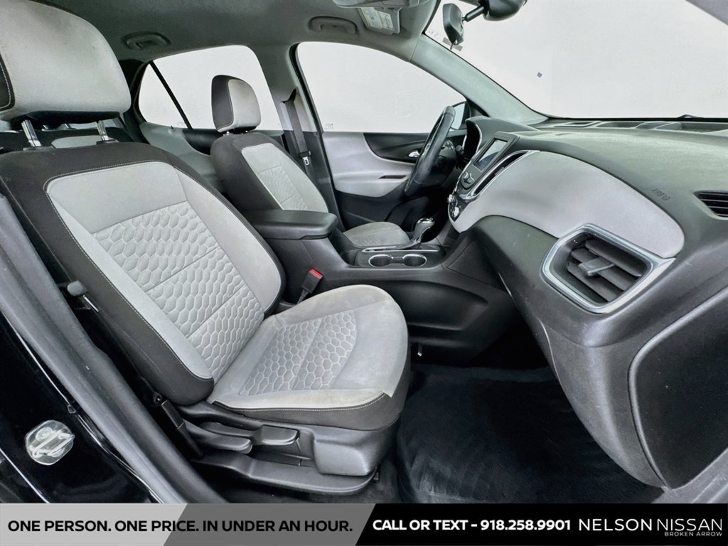 Used 2020 Chevrolet Equinox LS w/ LS Convenience Package FWD image 26