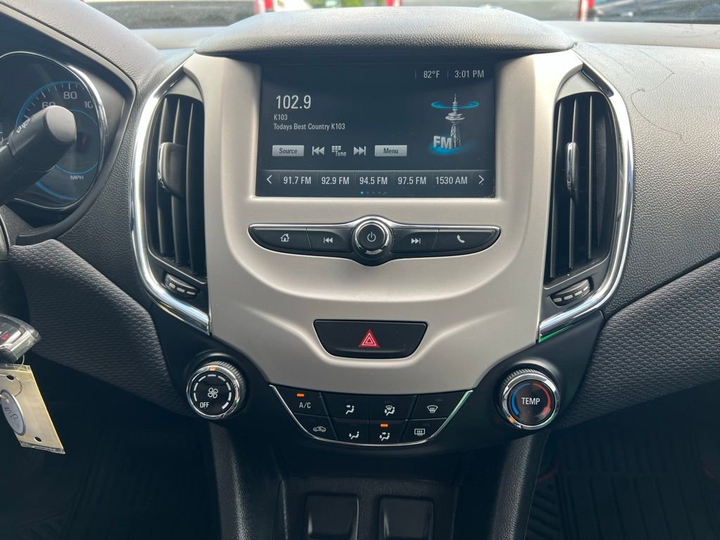 Used 2017 Chevrolet Cruze LS FWD image 26