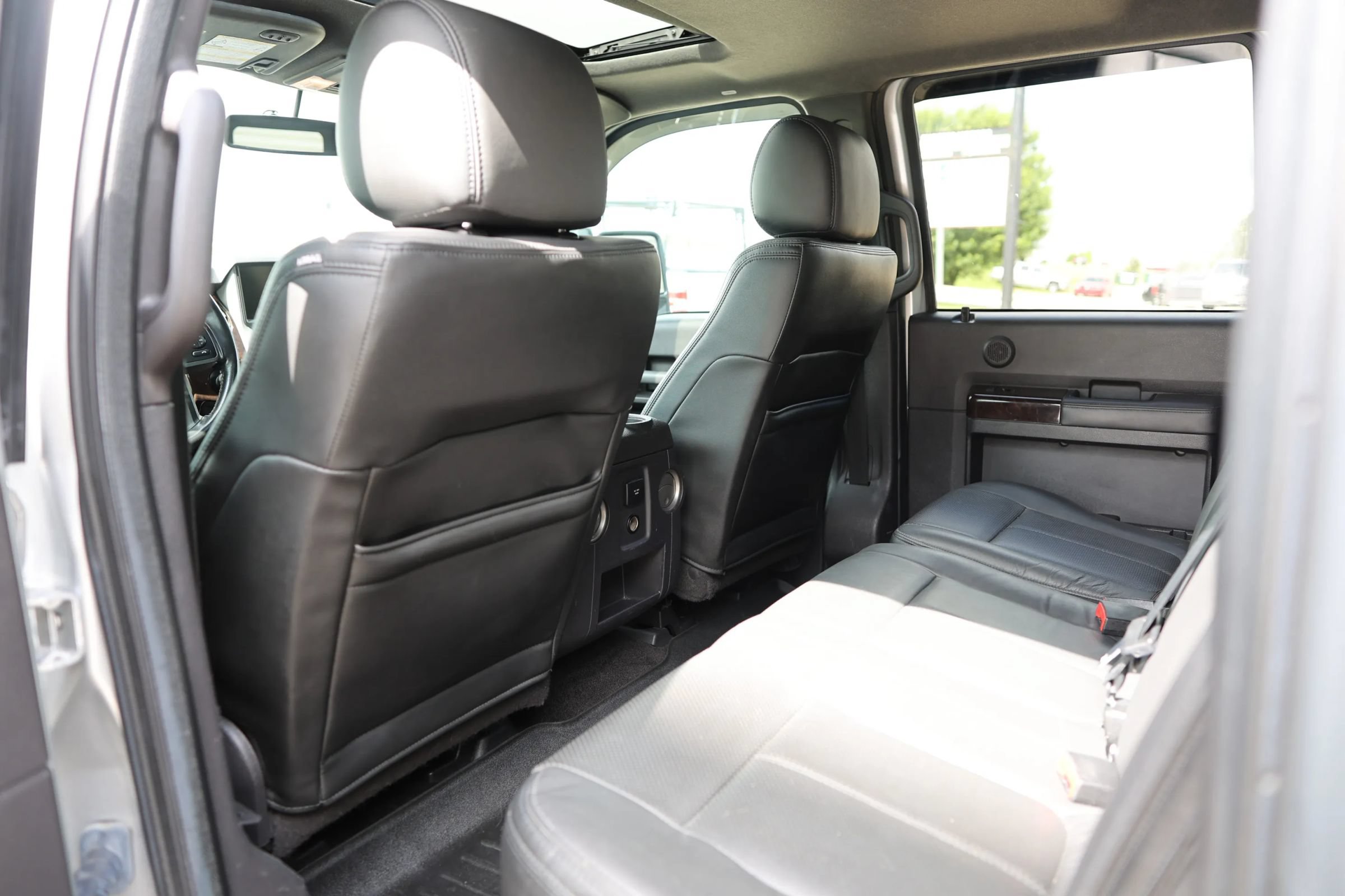 Used 2016 Ford F350 Platinum AWD/4WD image 32