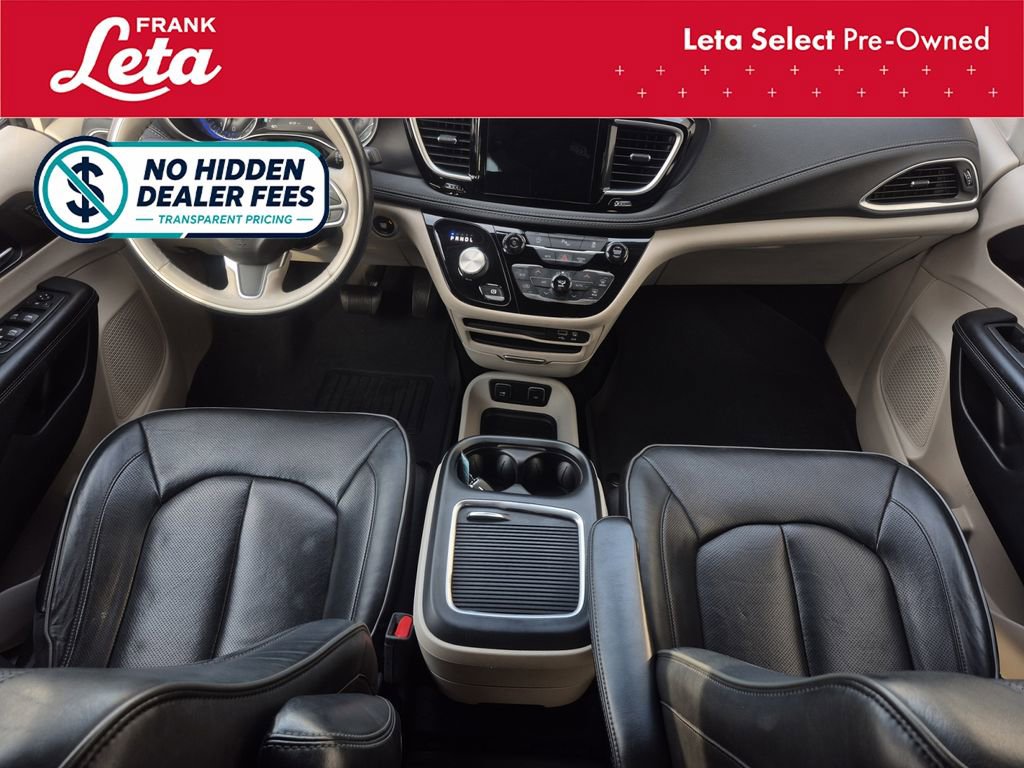 Used 2020 Chrysler Pacifica Limited FWD image 16
