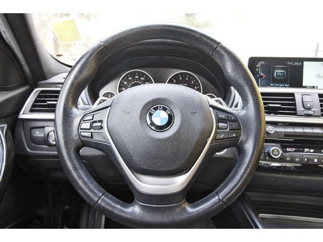 Used 2017 BMW 330i Sedan RWD image 14
