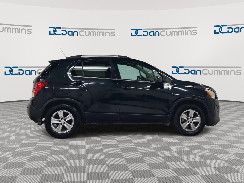 Used 2016 Chevrolet Trax LT w/ LT Convenience Package FWD image 9