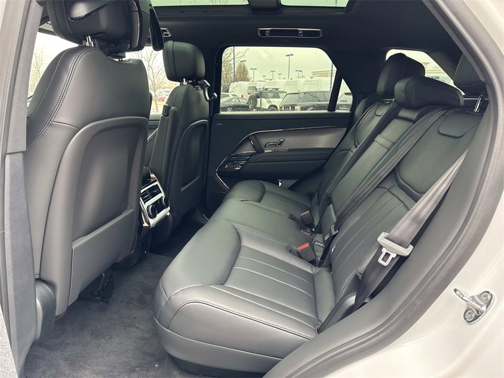 New 2026 Land Rover Range Rover Sport Dynamic SE image 14