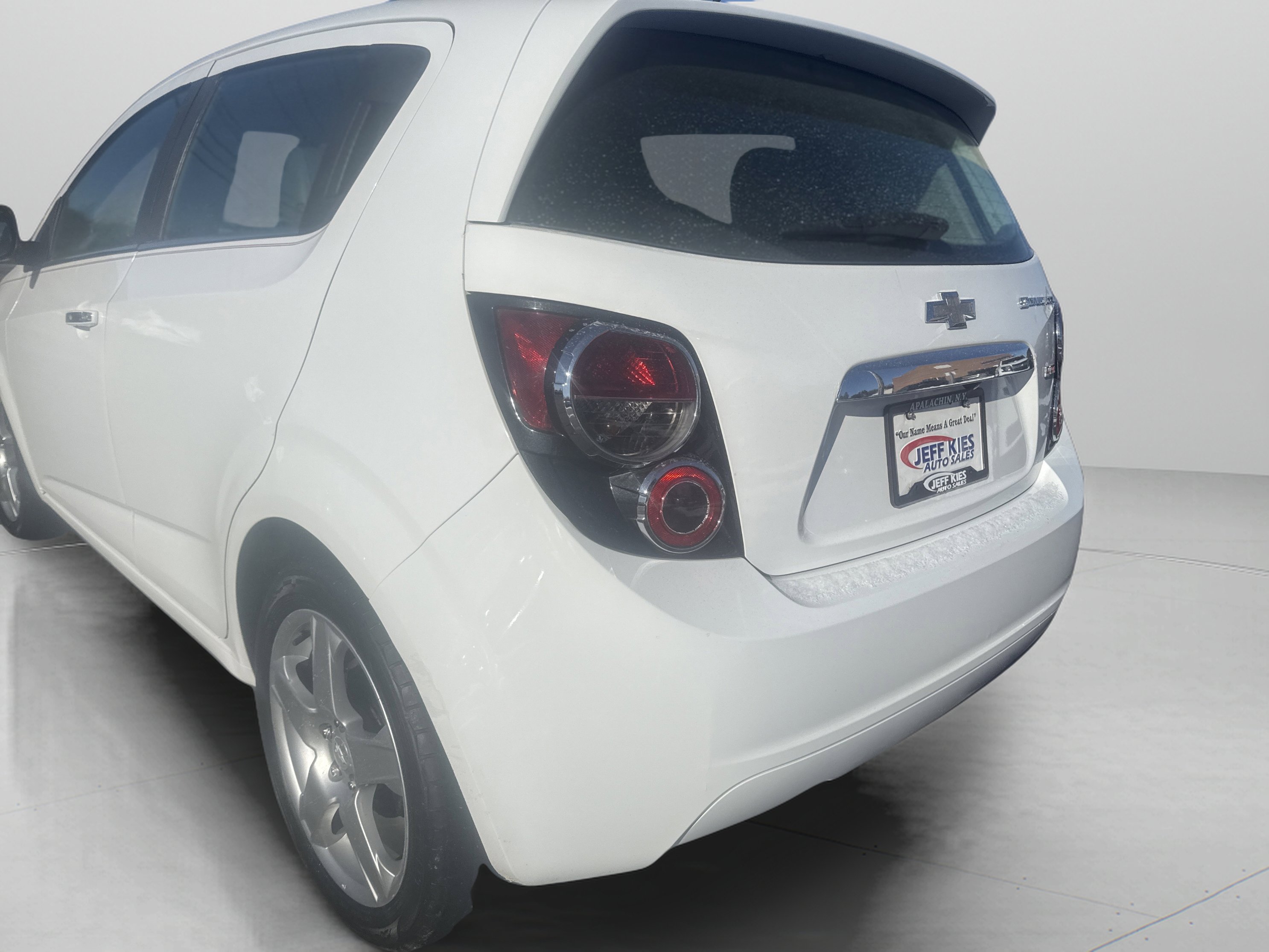 Used 2015 Chevrolet Sonic LTZ image 6