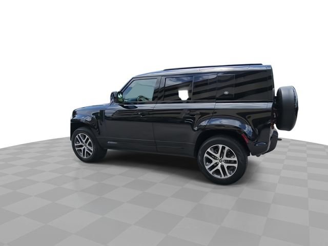 Used 2023 Land Rover Defender 110 X-Dynamic SE AWD/4WD image 6