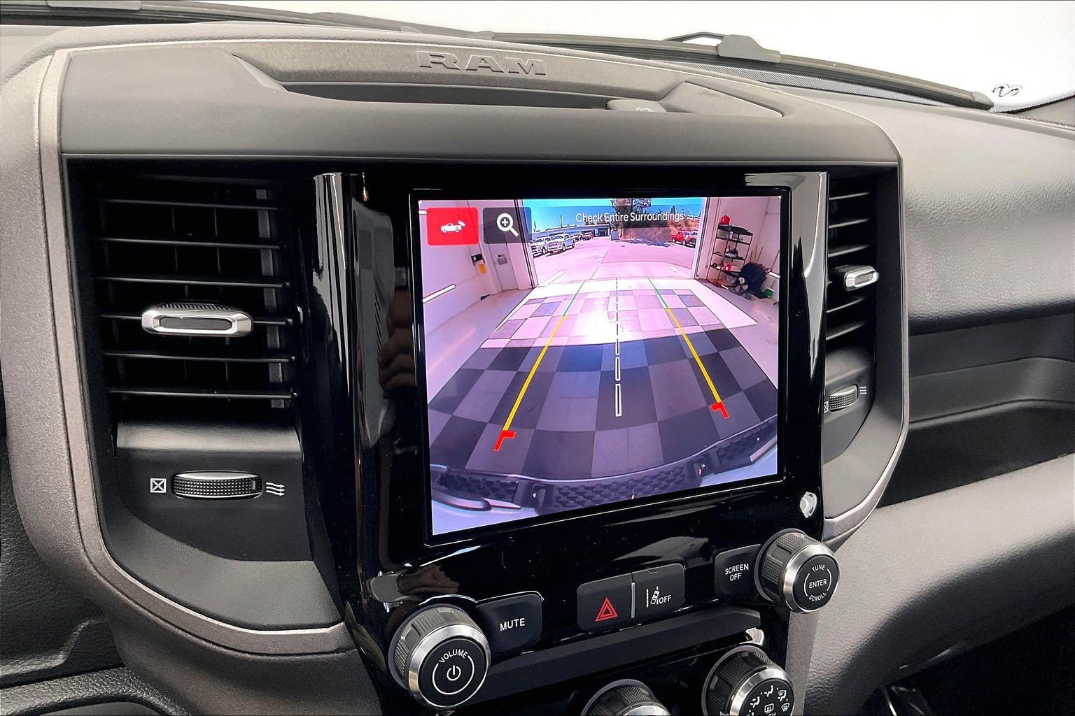 New 2026 RAM 1500 Warlock AWD/4WD image 13