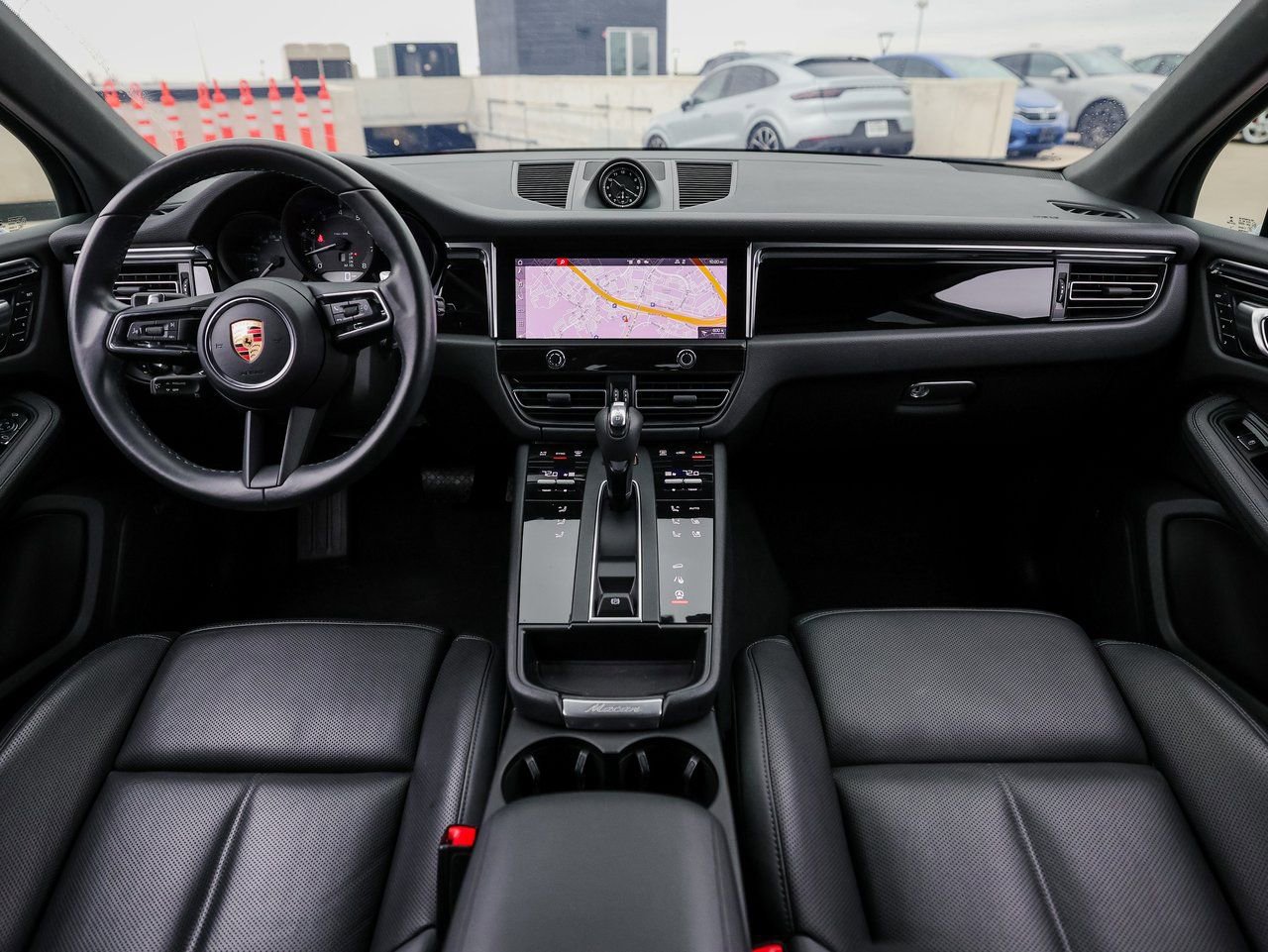 Certified 2022 Porsche Macan image 27
