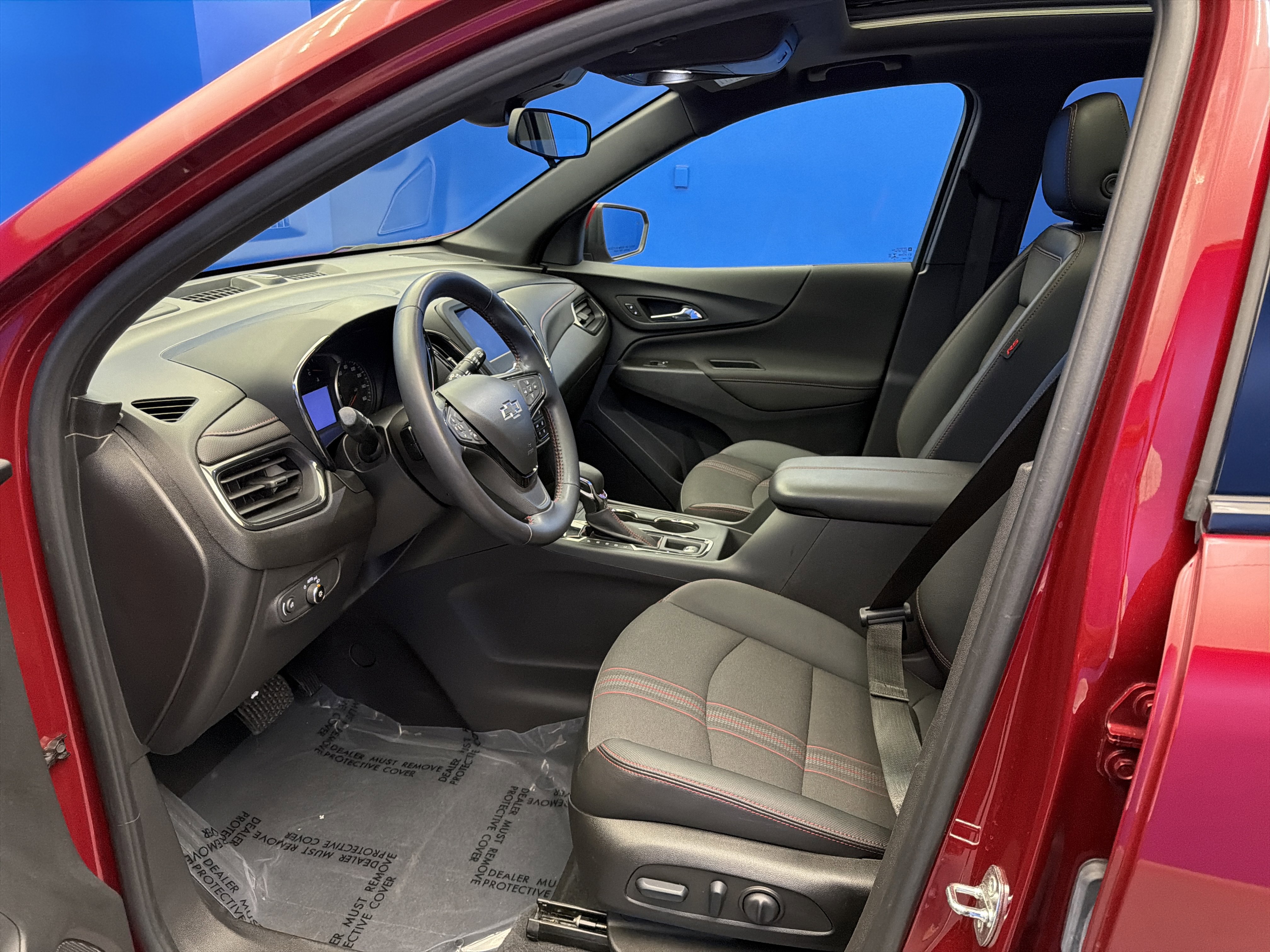Used 2022 Chevrolet Equinox RS FWD image 13