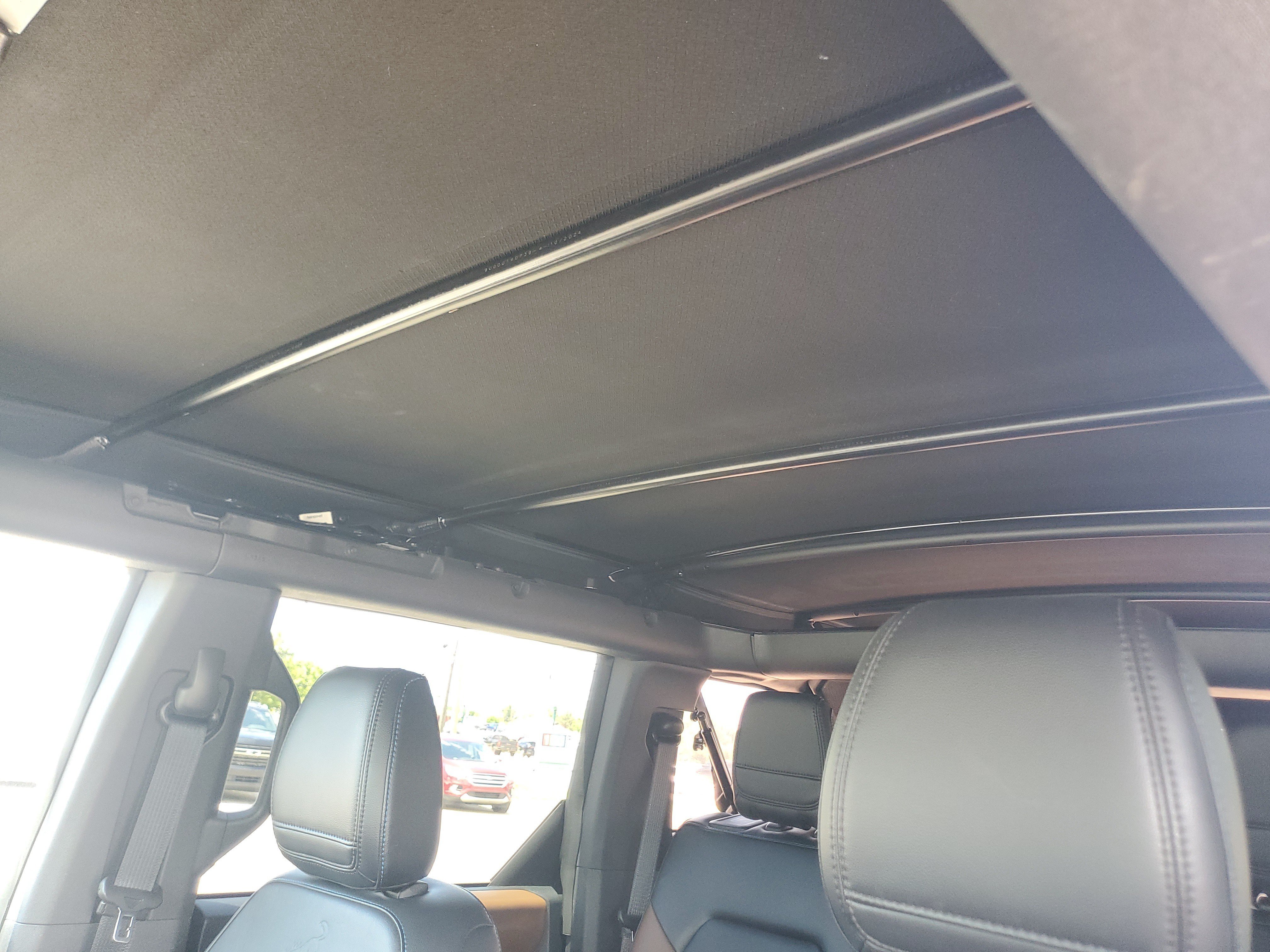 Used 2024 Ford Bronco Outer Banks w/ Sasquatch Package AWD/4WD image 11