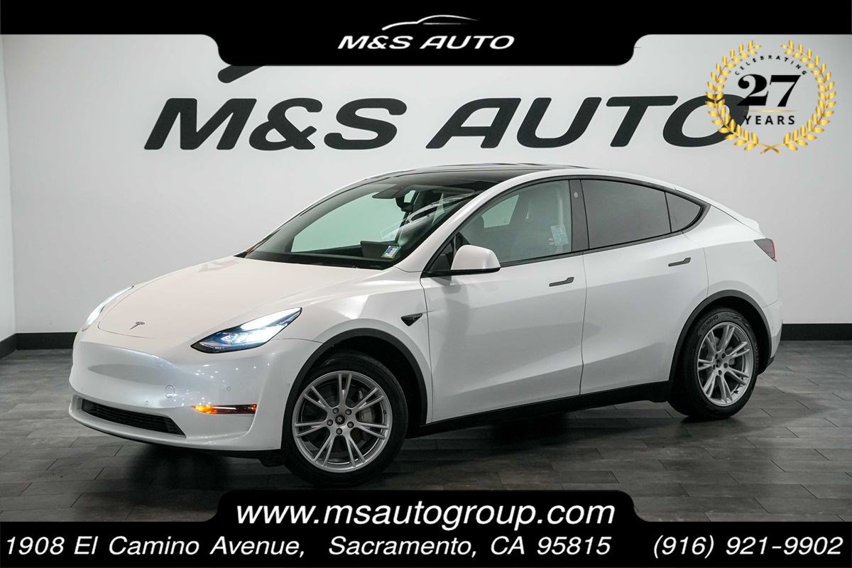 Used 2021 Tesla Model Y Long Range AWD/4WD image 1