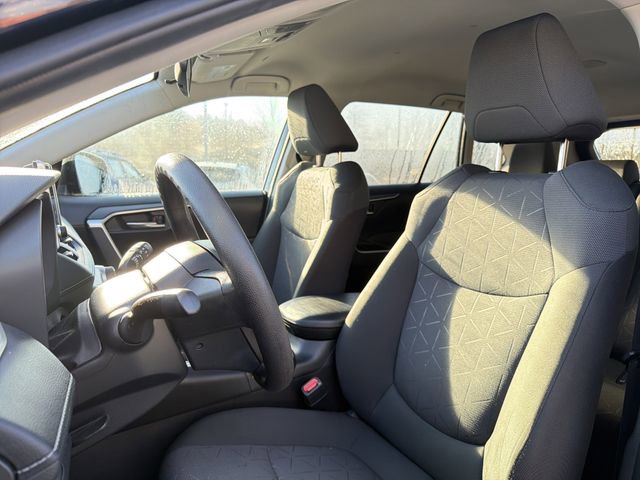 Used 2024 Toyota RAV4 XLE image 12