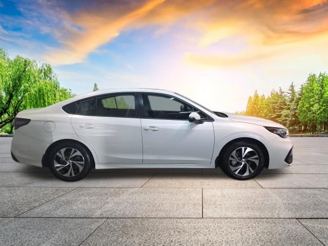 Used 2023 Subaru Legacy Premium image 3