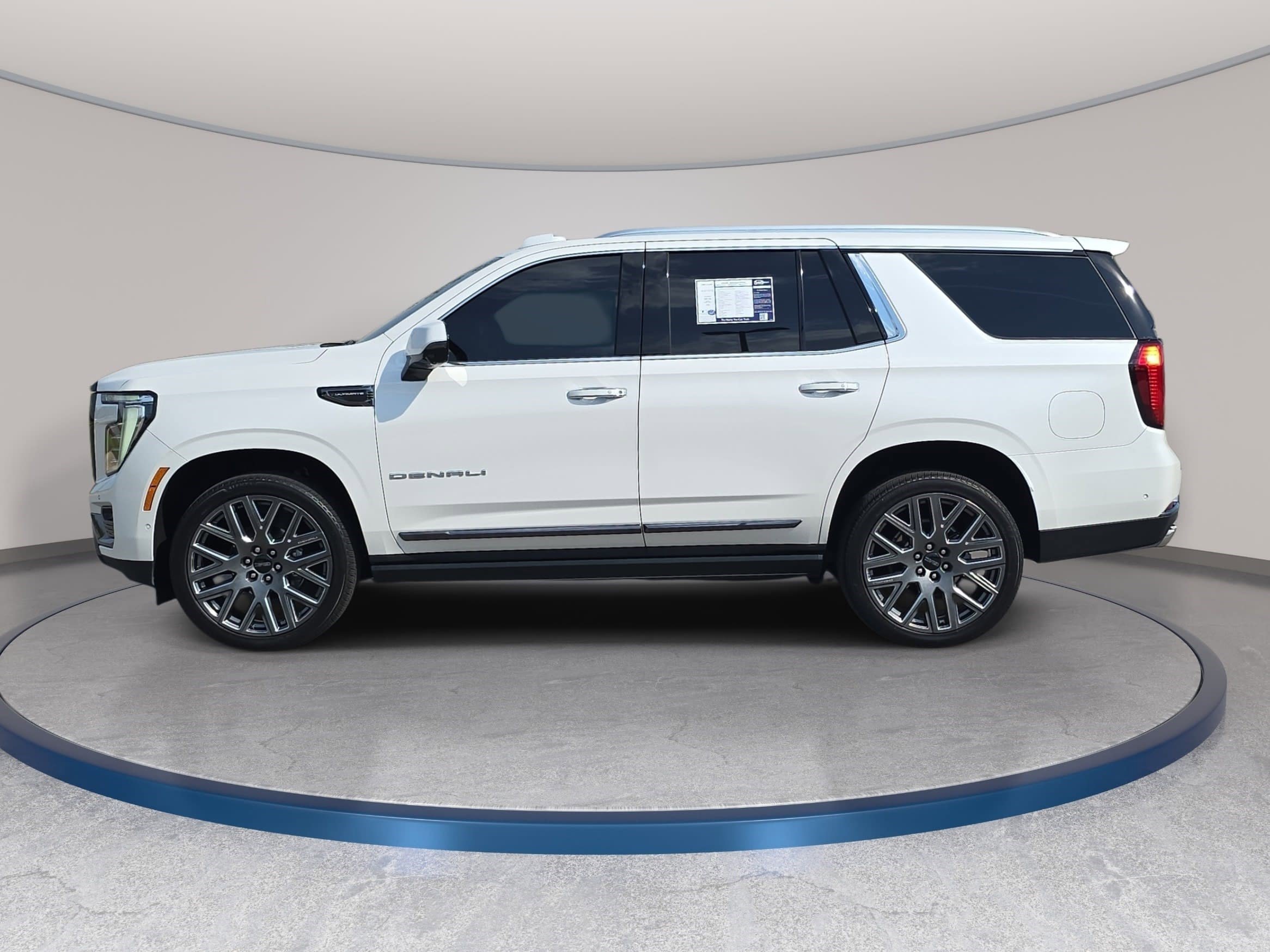 Used 2025 GMC Yukon Denali Ultimate image 8