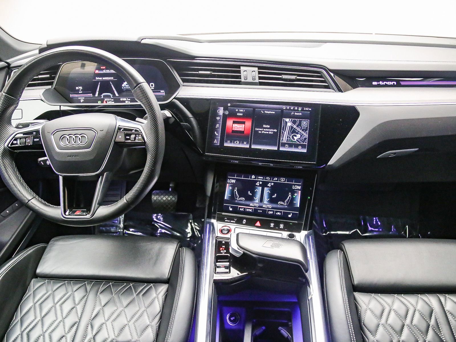 Used 2022 Audi e-tron S Premium Plus AWD/4WD image 13