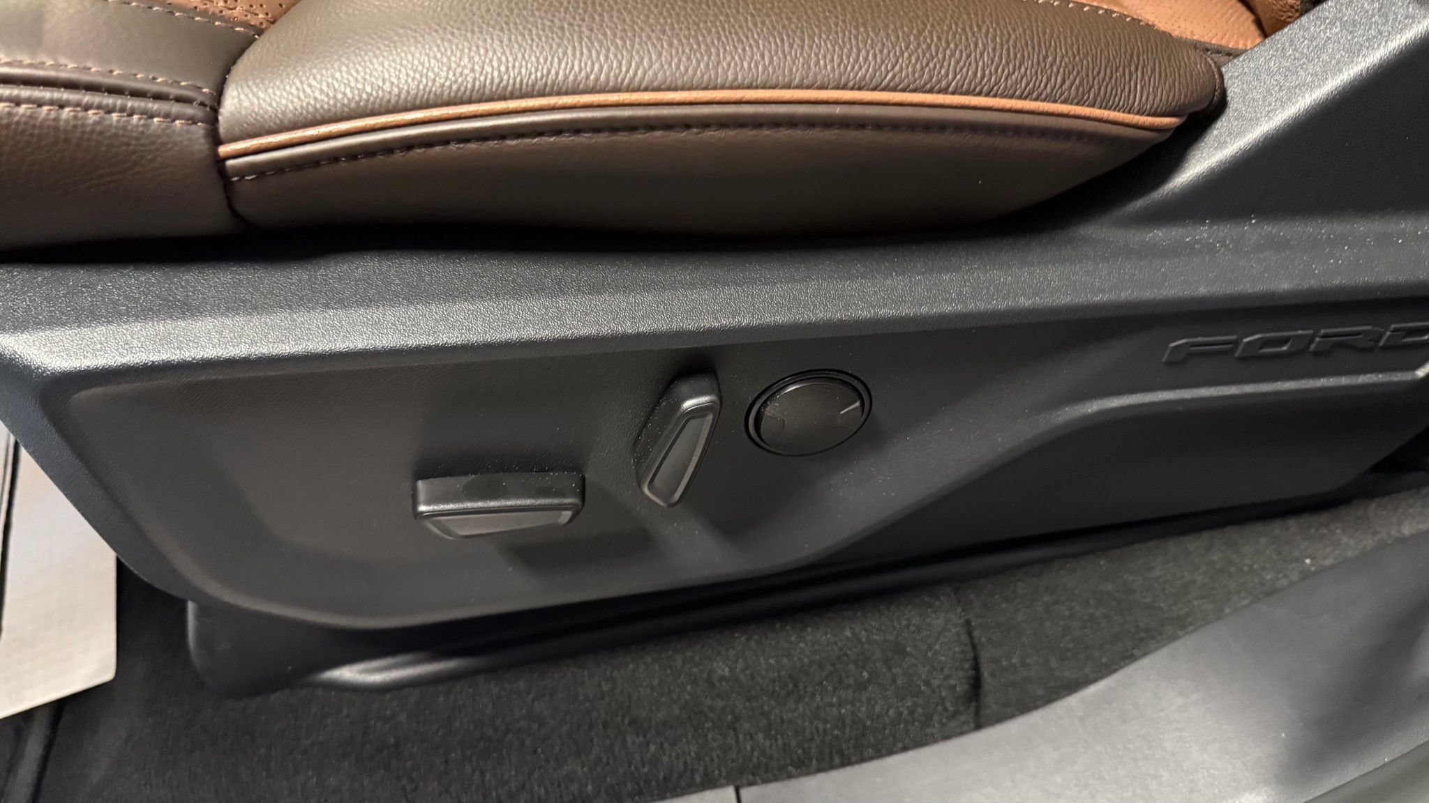 Used 2025 Ford Expedition King Ranch AWD/4WD image 55