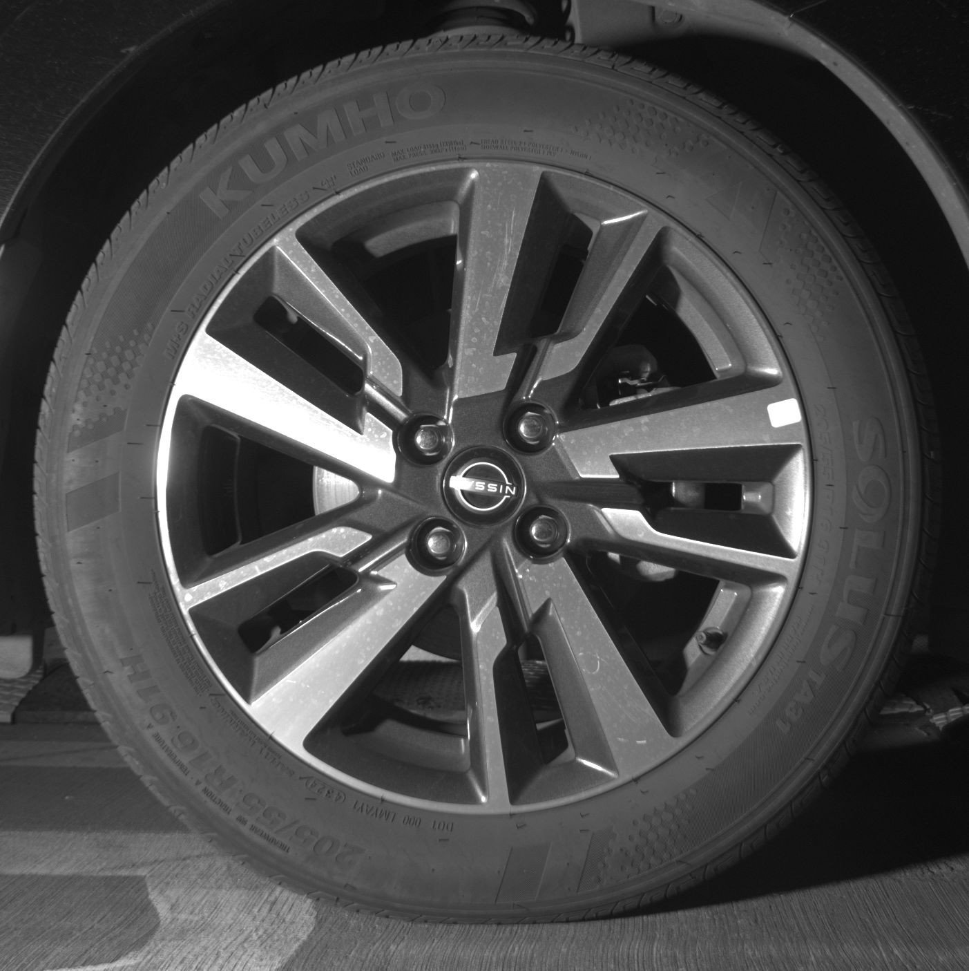 Used 2025 Nissan Versa SV image 13