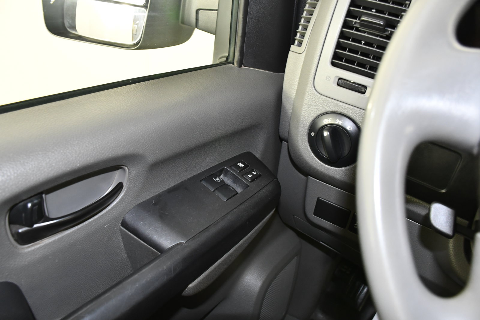 Used 2018 Nissan NV 1500 S RWD image 31