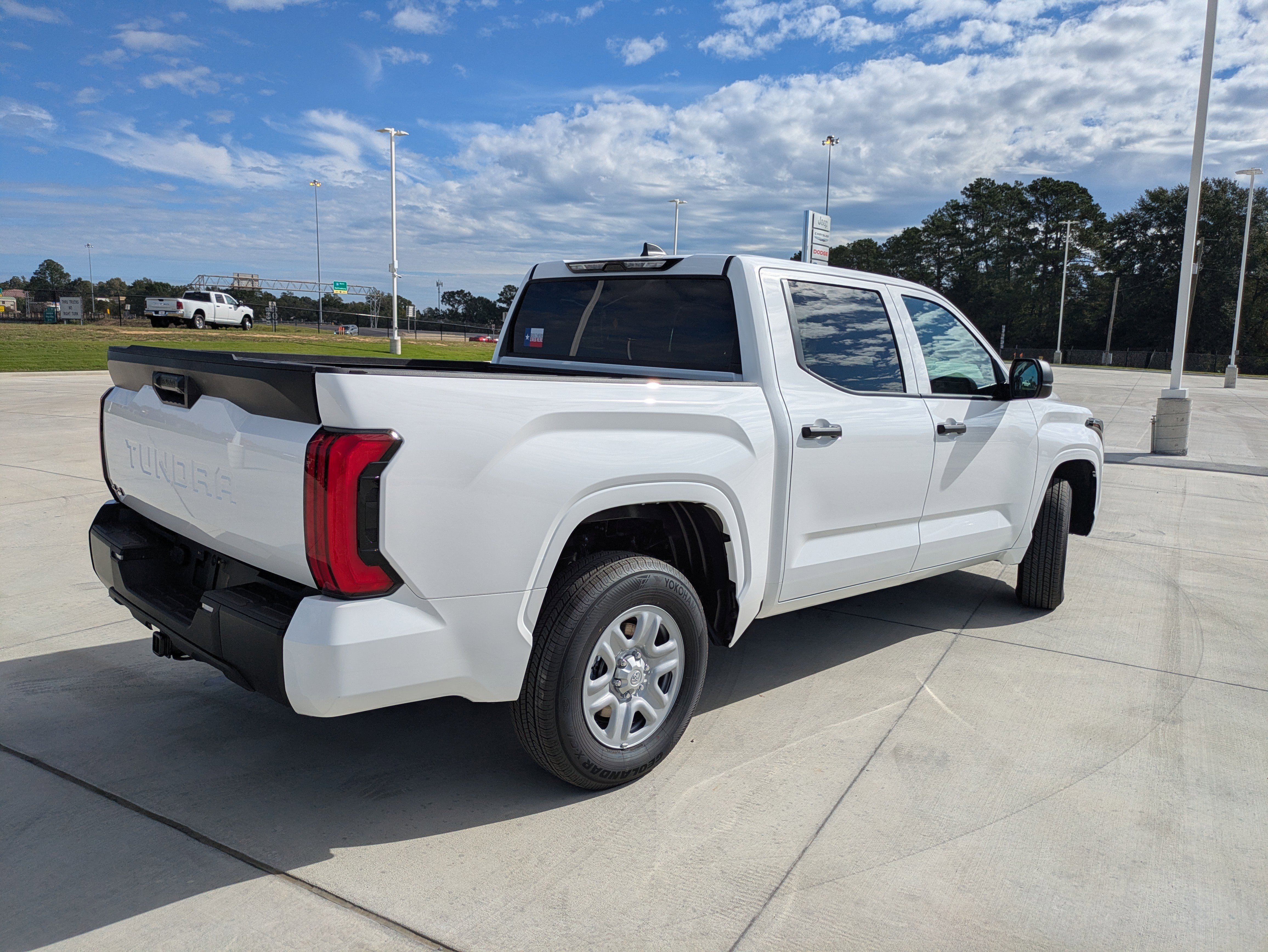 New 2026 Toyota Tundra SR image 8