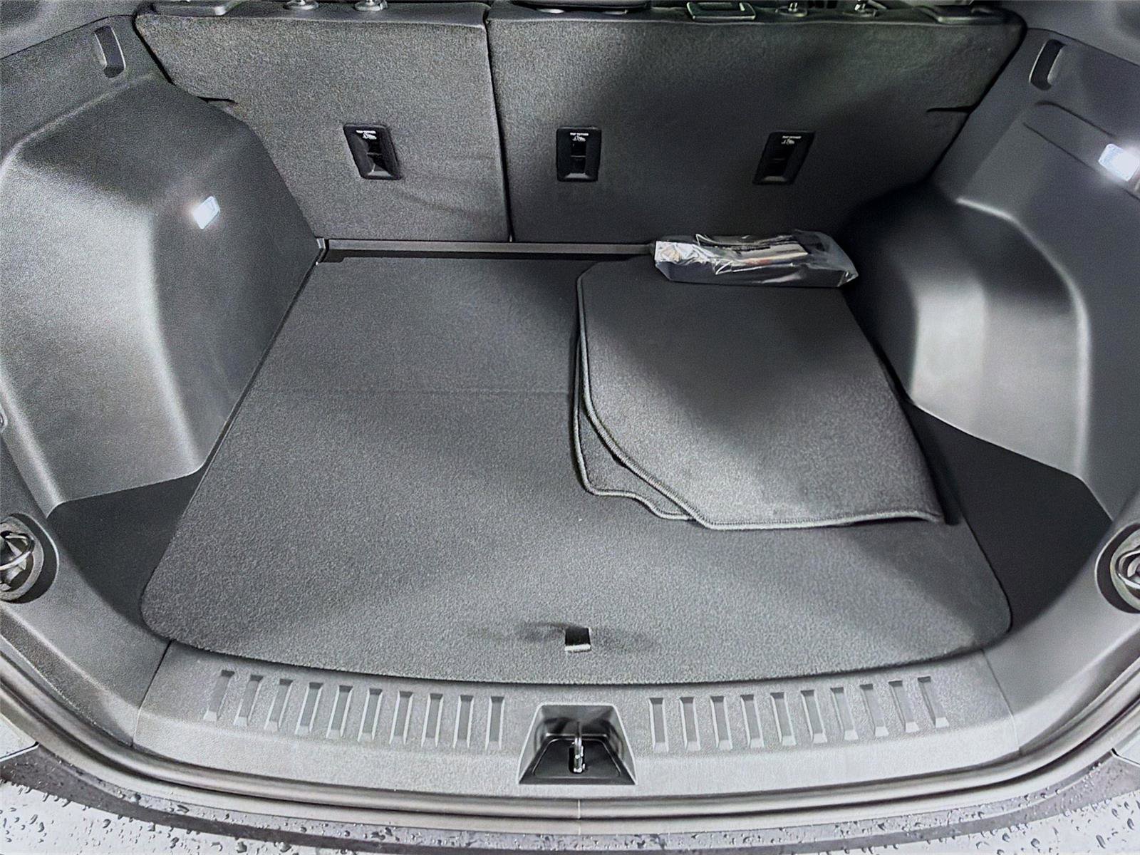 New 2026 GMC Terrain Elevation w/ Elevation Premium Package image 27