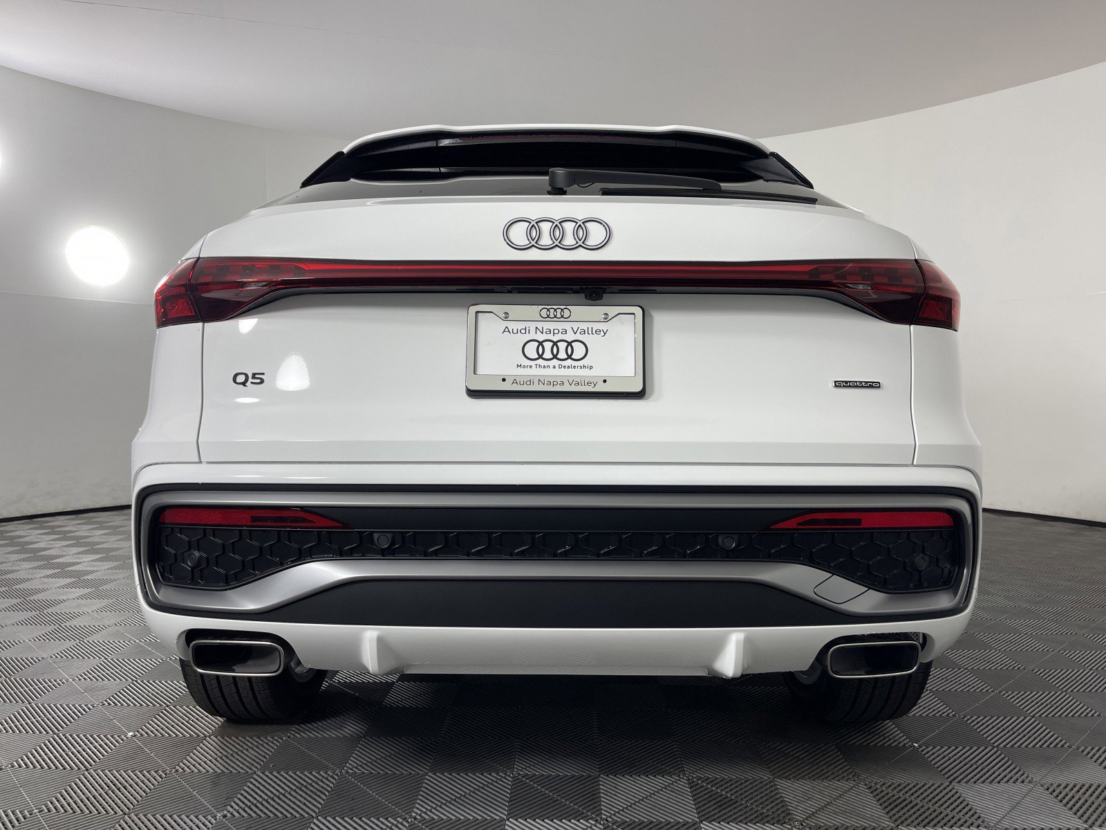 New 2025 Audi Q5 Premium Plus image 13