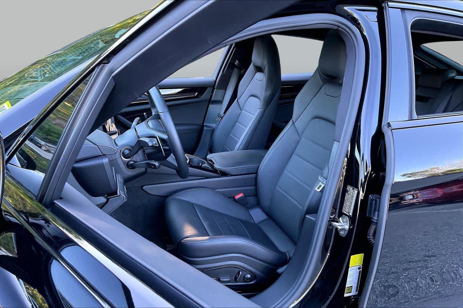 Used 2026 Porsche Panamera 4 AWD/4WD image 7