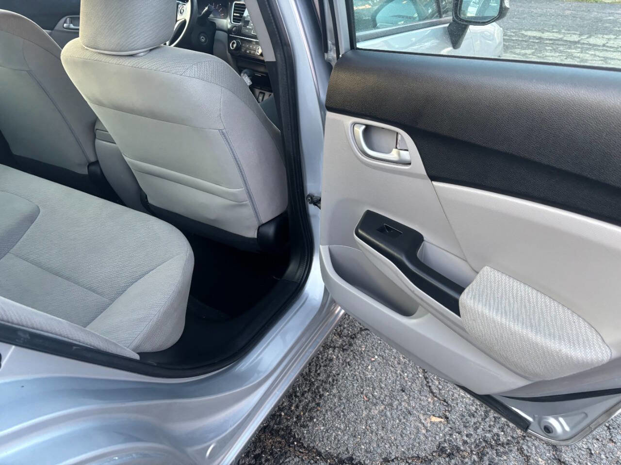 Used 2013 Honda Civic LX image 19