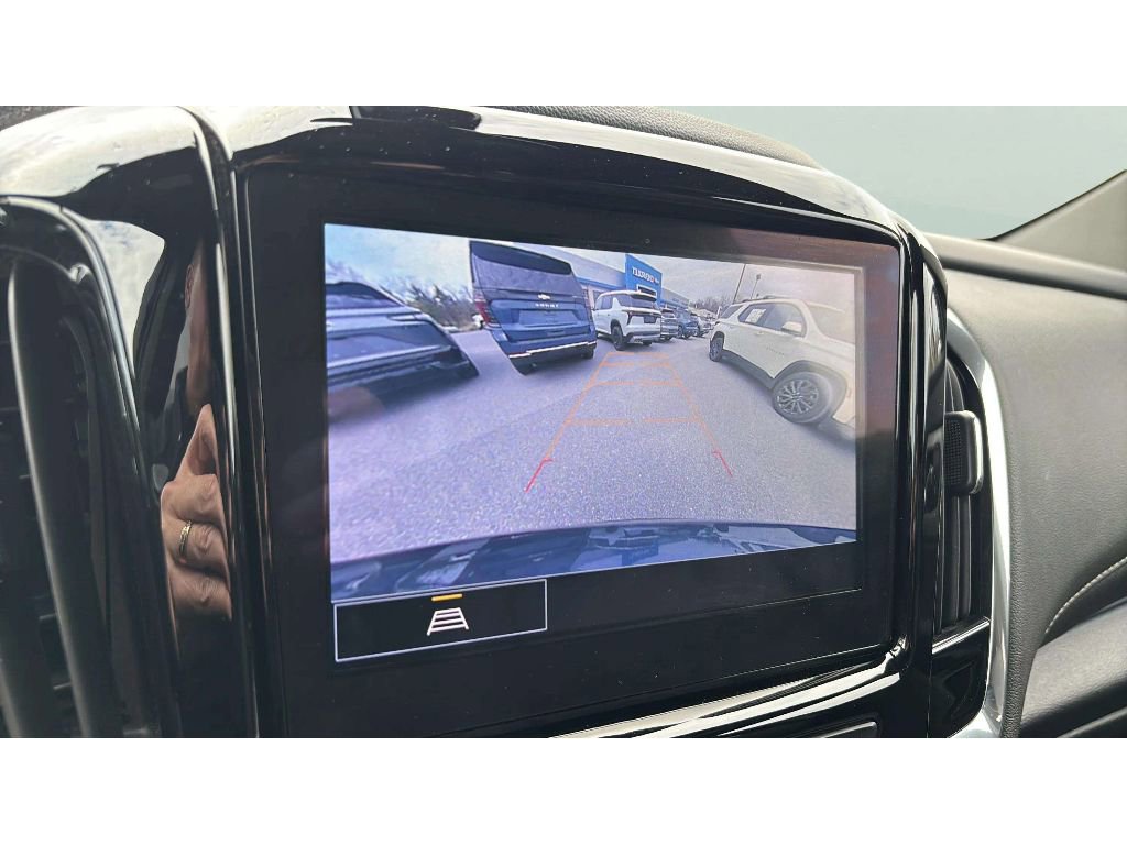 Used 2023 Chevrolet Traverse LT AWD/4WD image 18