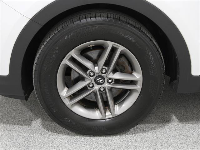 Used 2017 Hyundai Santa Fe Sport image 20