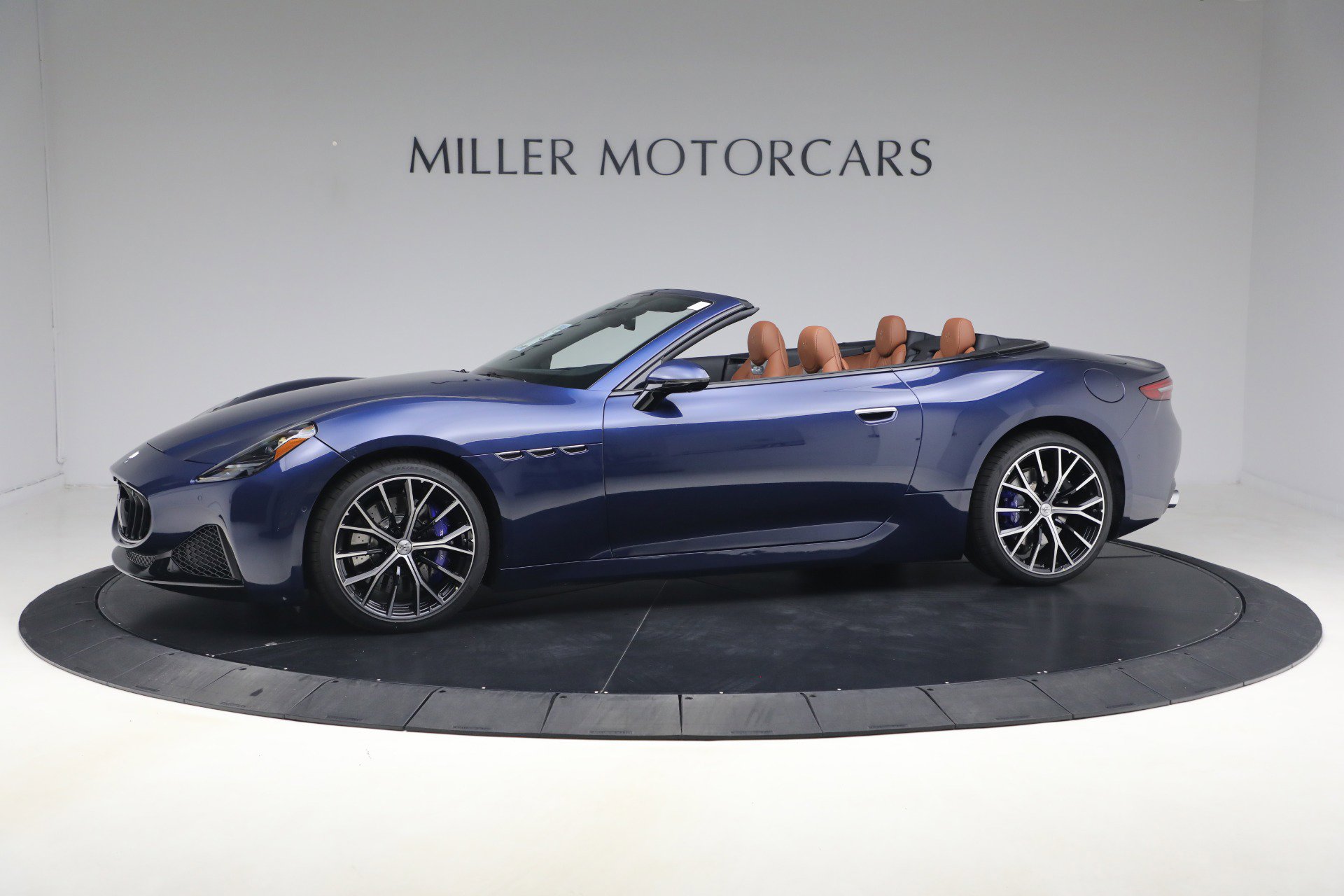 New 2026 Maserati GranCabrio Modena image 1